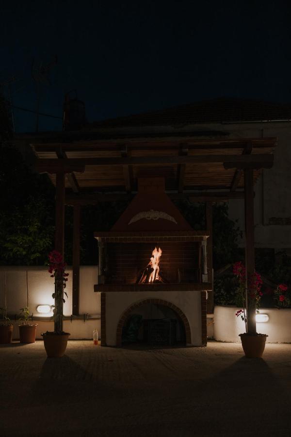 Willa House Of Gardenia Makrirrákhi Zewnętrze zdjęcie
